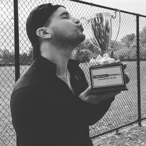 Meet your Posher, Dustin